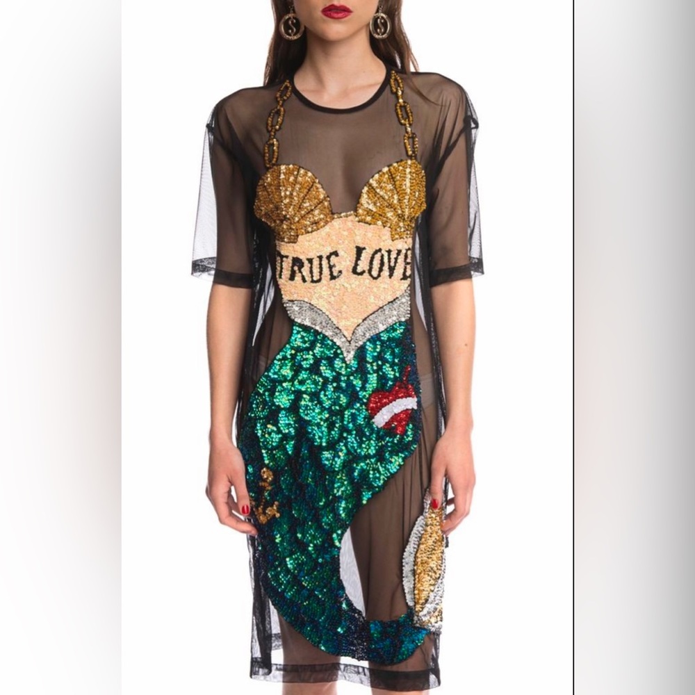 Discount Universe True Love t shirt dress